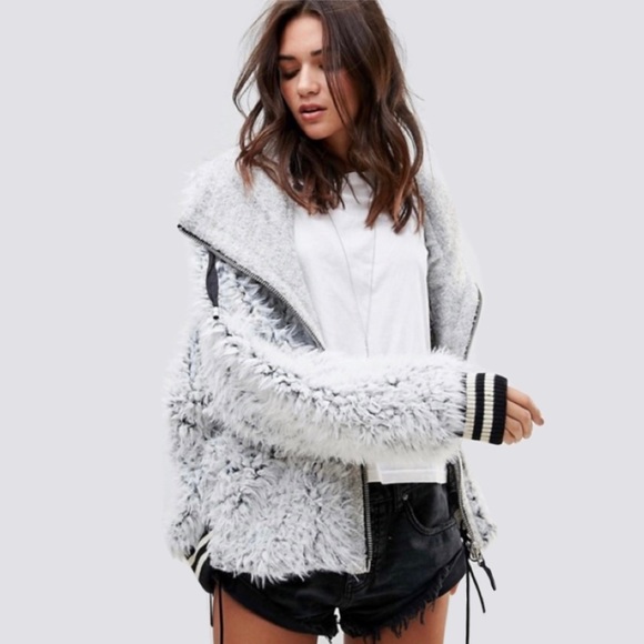 Free People Fluffy Dolman Jacket Faux Fur Varsity Hooded Oversized SZ XS/S Cozy - Picture 2 of 15